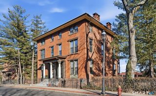 34 Charter Oak Place 1, Hartford, CT 06183