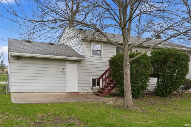 6222 Bridlewood Drive, Fort Wayne, IN 46835