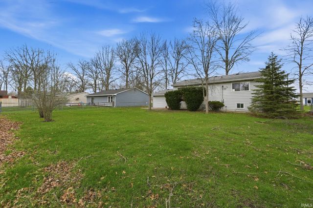 6222 Bridlewood Drive, Fort Wayne, IN 46835