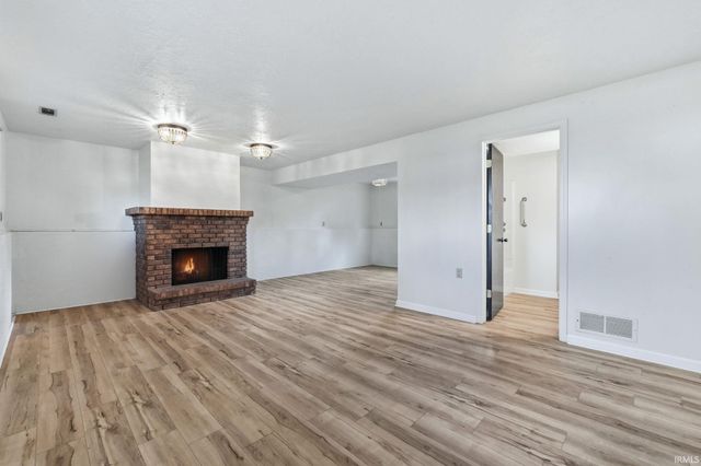 6222 Bridlewood Drive, Fort Wayne, IN 46835