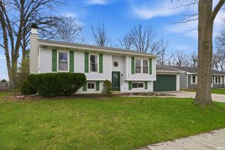 6222 Bridlewood Drive, Fort Wayne, IN 46835