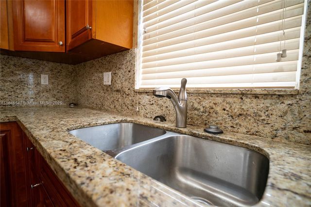 2930 SE 15th Ter 2930, Homestead, FL 33035