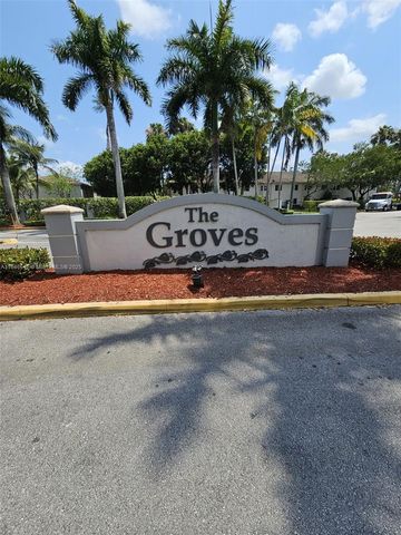 2930 SE 15th Ter 2930, Homestead, FL 33035