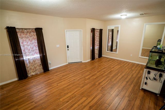 2930 SE 15th Ter 2930, Homestead, FL 33035