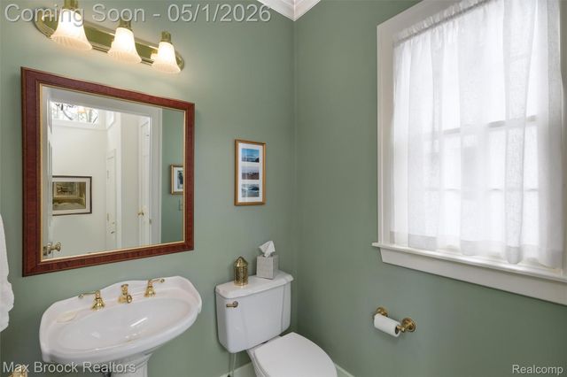 656 S CHESTER Street S, Birmingham, MI 48009