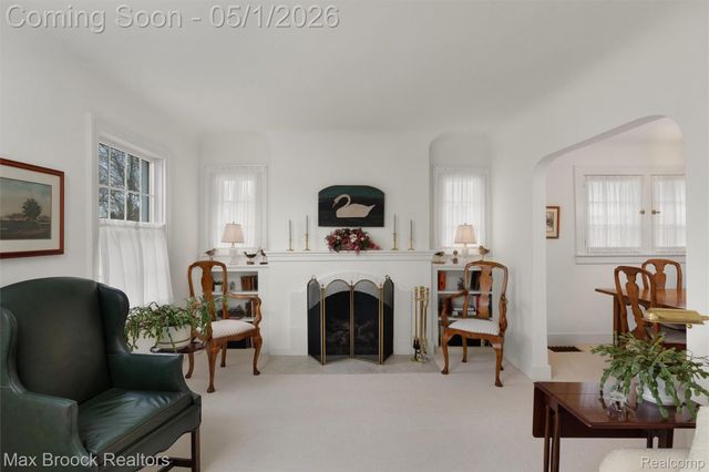 656 S CHESTER Street S, Birmingham, MI 48009