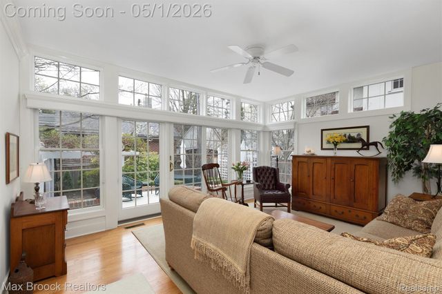 656 S CHESTER Street S, Birmingham, MI 48009