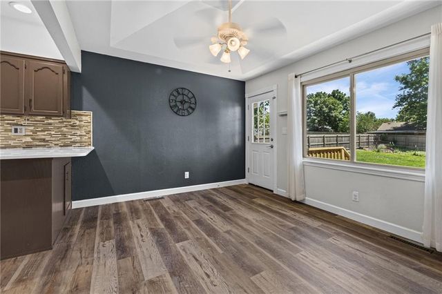 609 Loran Lane, Raymore, MO 64083
