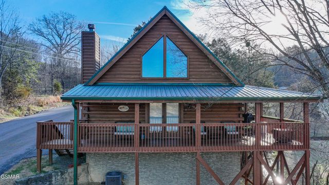 1915 Leatherwood Lane, Sevierville, TN 37862
