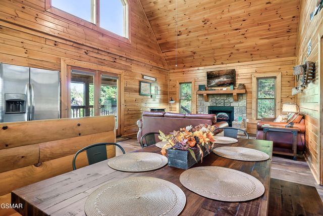 1915 Leatherwood Lane, Sevierville, TN 37862