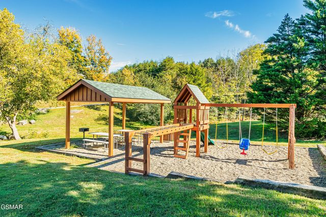 1915 Leatherwood Lane, Sevierville, TN 37862