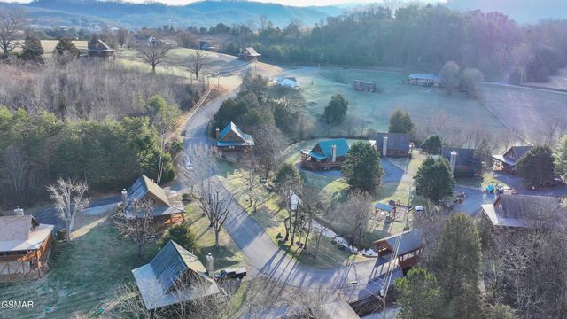 1915 Leatherwood Lane, Sevierville, TN 37862