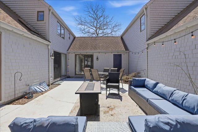 100 Mid-Iron Way UNIT 7027, Mashpee, MA 02649