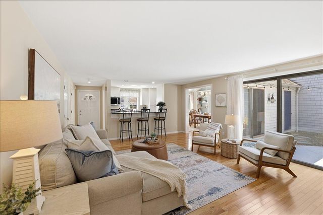 100 Mid-Iron Way UNIT 7027, Mashpee, MA 02649