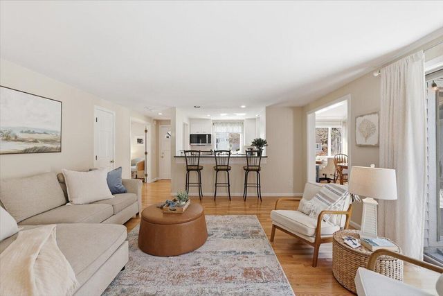 100 Mid-Iron Way UNIT 7027, Mashpee, MA 02649