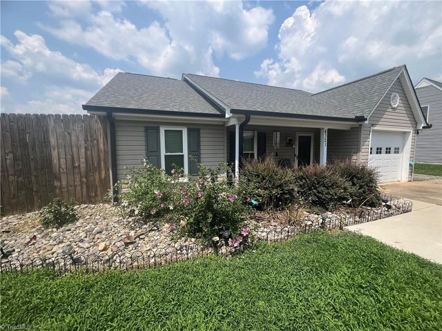 4321 Oak Glen Drive, Winston-salem, NC 27107