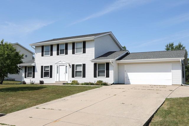 8795 S Lizanne DRIVE, Oak Creek, WI 53154