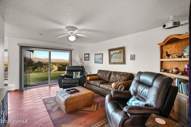 3815 Pantera Circle, Las Cruces, NM 88007