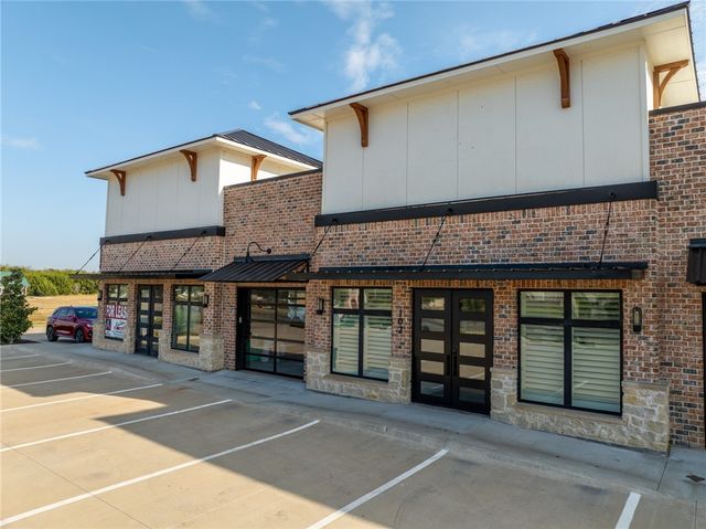5536 Fm 933 102, Whitney, TX 76692