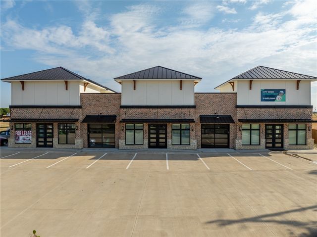 5536 Fm 933 102, Whitney, TX 76692