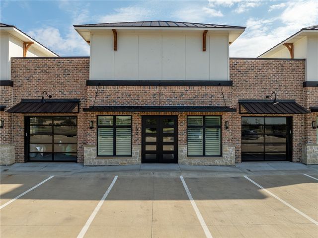 5536 Fm 933 102, Whitney, TX 76692