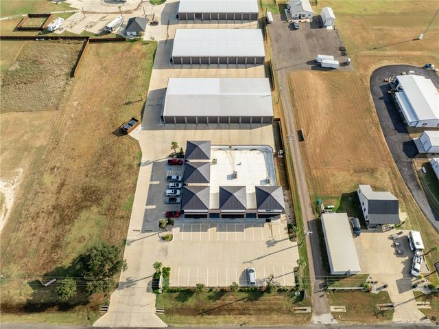 5536 Fm 933 102, Whitney, TX 76692