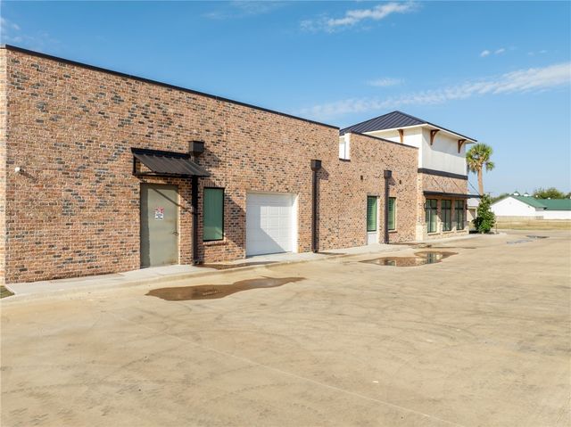 5536 Fm 933 102, Whitney, TX 76692
