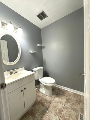 1410 Beverly Lane, Streamwood, IL 60107