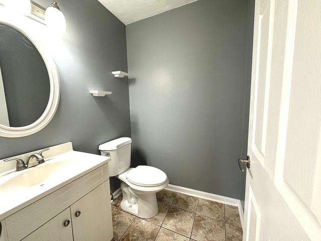 1410 Beverly Lane, Streamwood, IL 60107