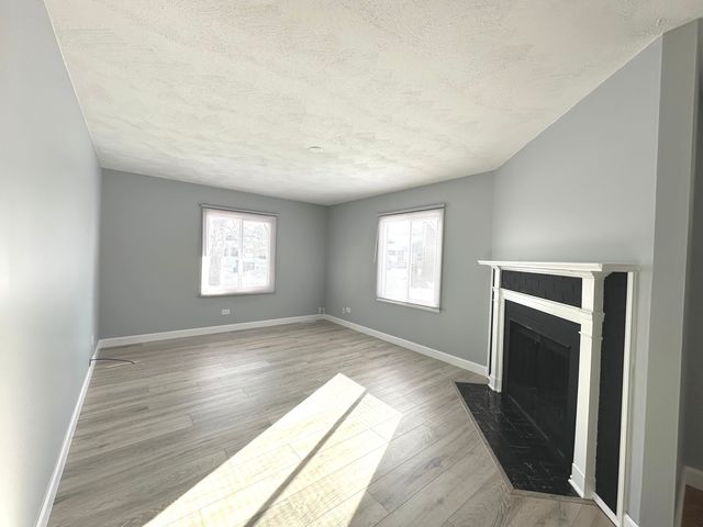 1410 Beverly Lane, Streamwood, IL 60107