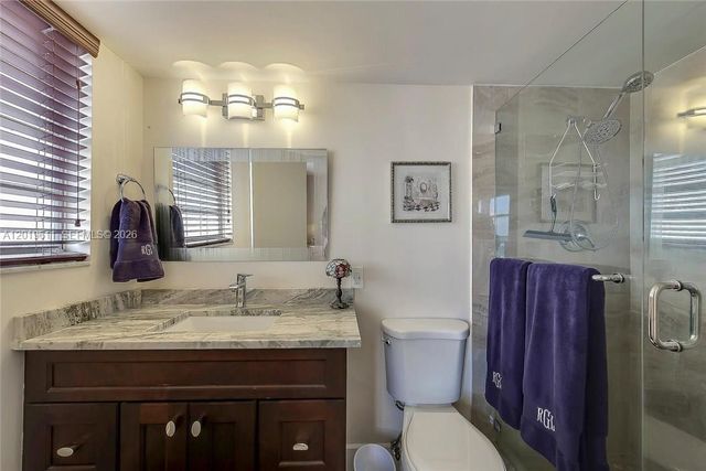 137 Golden Isles Dr 1006, Hallandale Beach, FL 33009