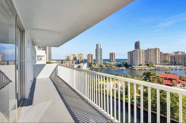 137 Golden Isles Dr 1006, Hallandale Beach, FL 33009