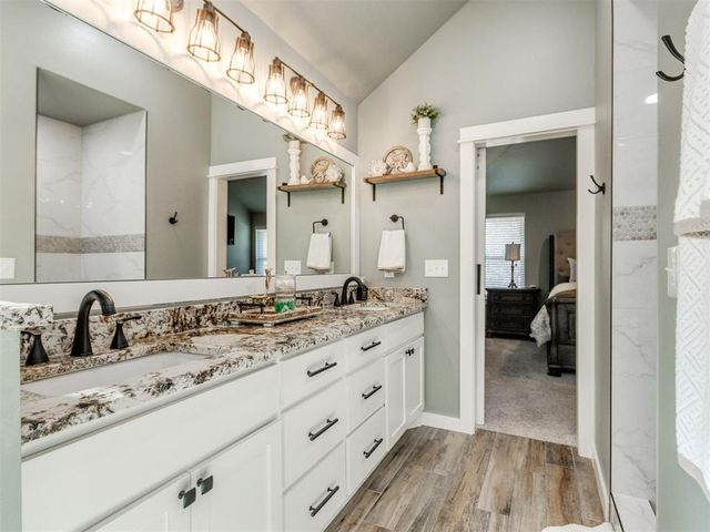 417 E Raleigh Terrace, Mustang, OK 73064