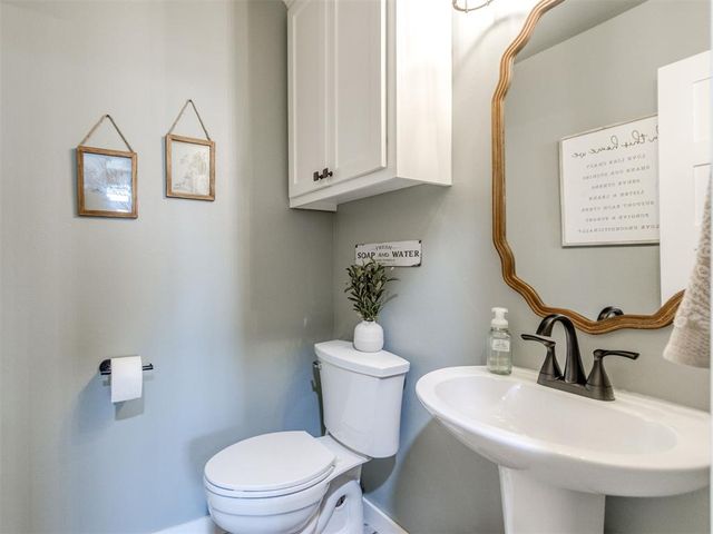 417 E Raleigh Terrace, Mustang, OK 73064