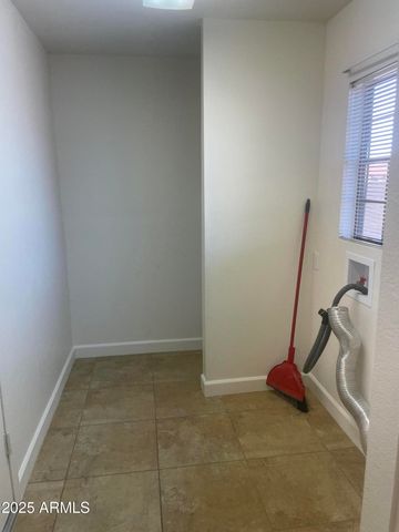 4226 W MICHIGAN Avenue, Glendale, AZ 85308