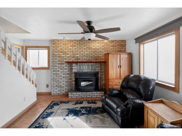 144 Outlaw Ct, Jefferson, CO 80456
