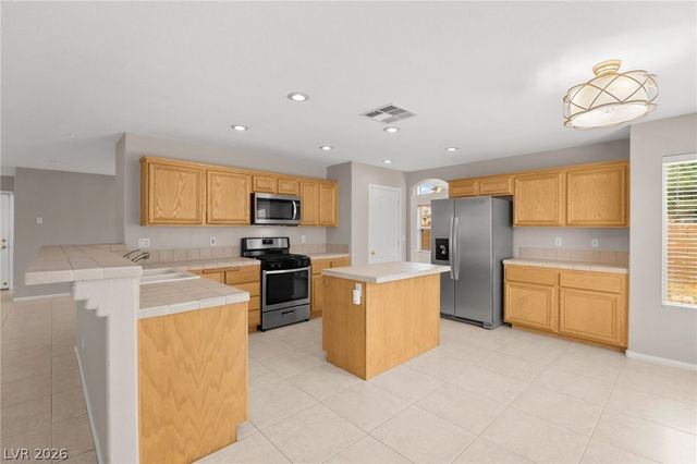 7736 Golden Filly Street, Las Vegas, NV 89131