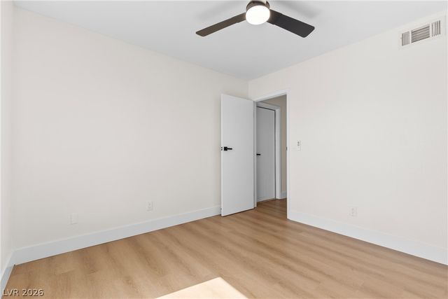 5595 Chestnut Street, Las Vegas, NV 89119