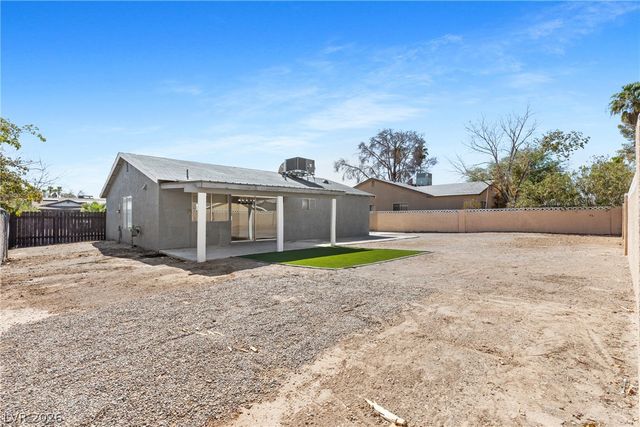 5595 Chestnut Street, Las Vegas, NV 89119