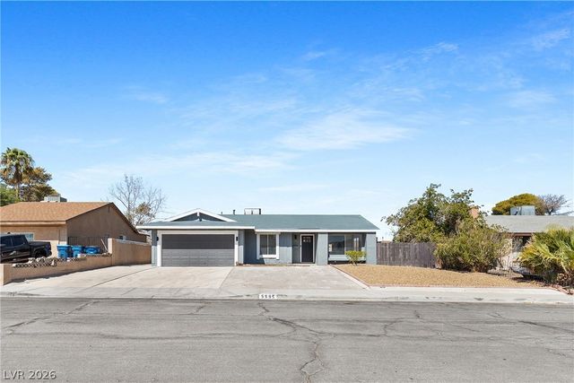 5595 Chestnut Street, Las Vegas, NV 89119