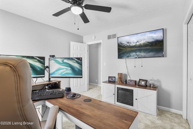 8806 Brittany Dr, Louisville, KY 40220