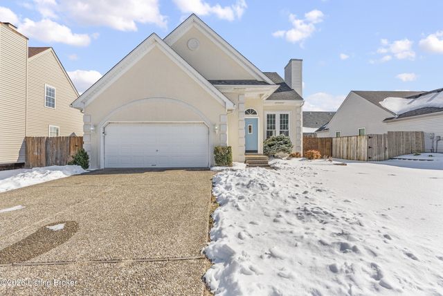 8806 Brittany Dr, Louisville, KY 40220