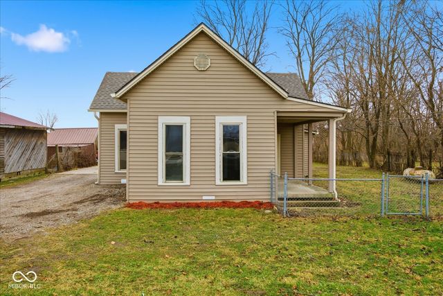 2407 W Flat Rock Road, Flat Rock, IN 47234