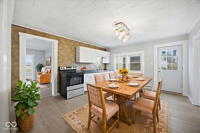 2407 W Flat Rock Road, Flat Rock, IN 47234