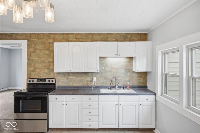 2407 W Flat Rock Road, Flat Rock, IN 47234