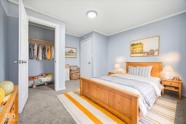 2407 W Flat Rock Road, Flat Rock, IN 47234