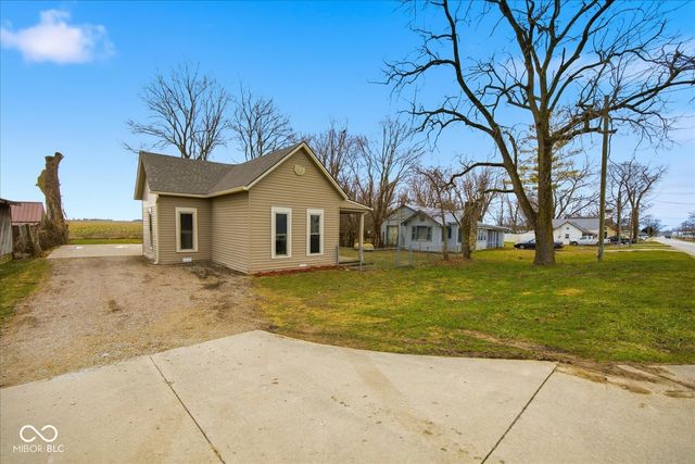 2407 W Flat Rock Road, Flat Rock, IN 47234