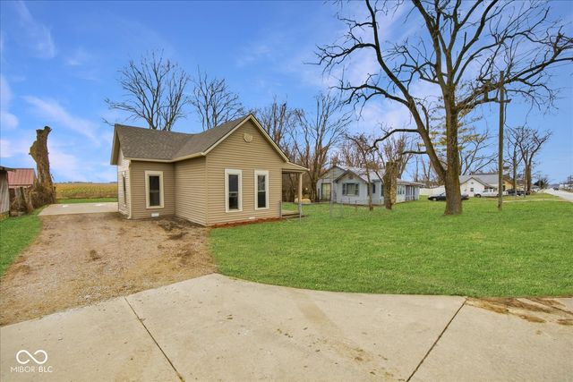 2407 W Flat Rock Road, Flat Rock, IN 47234