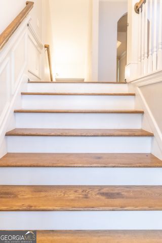 6089 Tennyson Park Way, Peachtree Corners, GA 30092