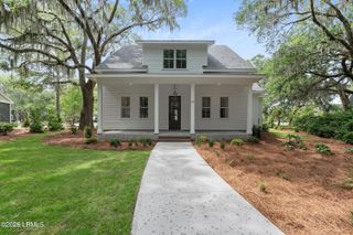 25 Millers Pond Drive, Beaufort, SC 29907